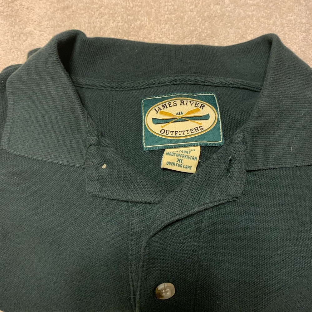 Men’s Polo Shirt Size XL.